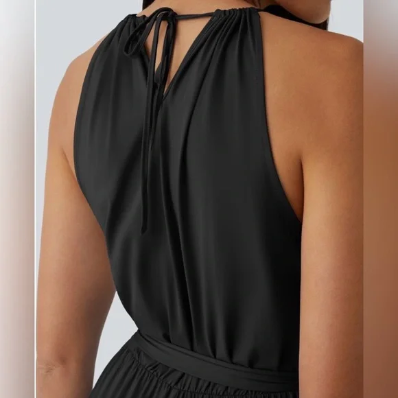 Sleeveless Tie Back Belted Pocket Cut Out Cool Touch Jumpsuit-UPF50+ NWT - Picture 3 of 5